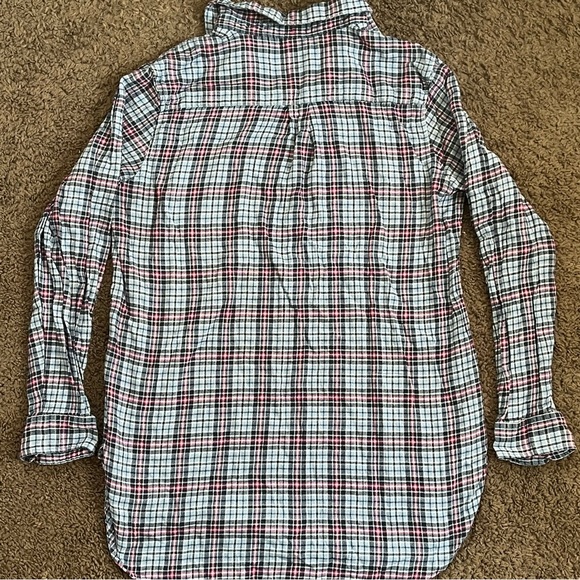 Women’s Gap Long Sleeve Light Weight Plaid Flannel Popover, Large - Picture 2 of 4